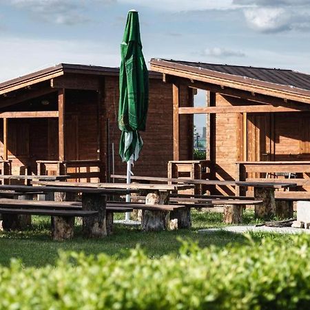 Camping Divoka Voda Bratislava Exterior photo